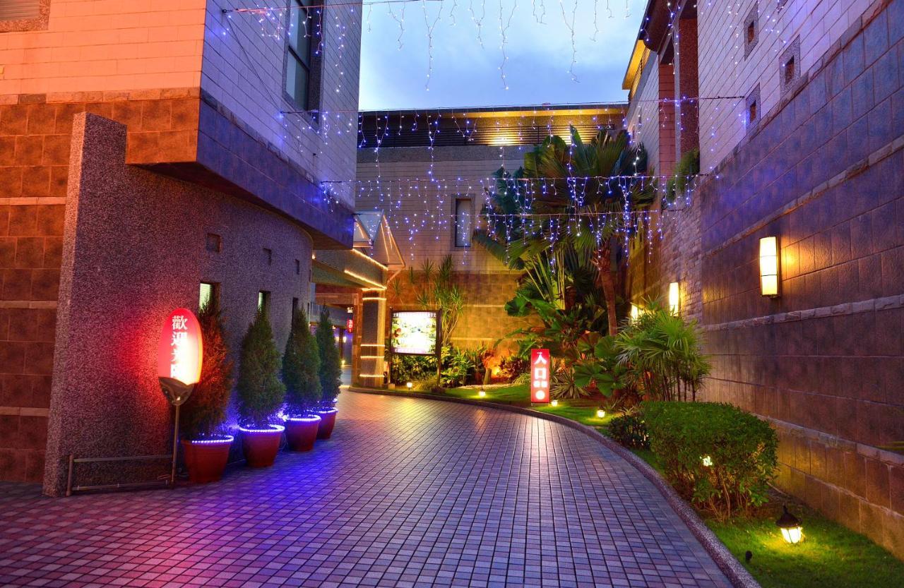 Jing Hwa Motel Tajnan Kültér fotó
