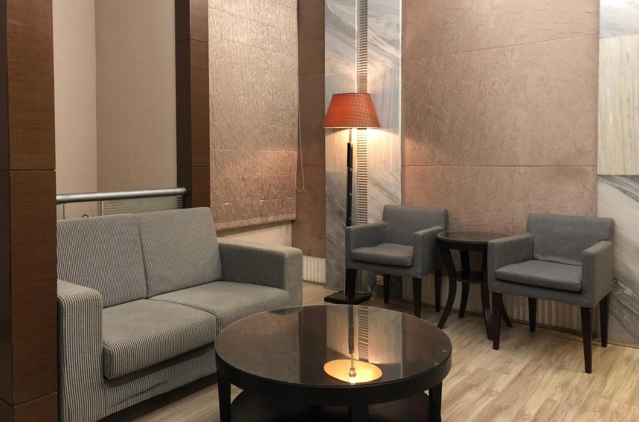 Jing Hwa Motel Tajnan Kültér fotó